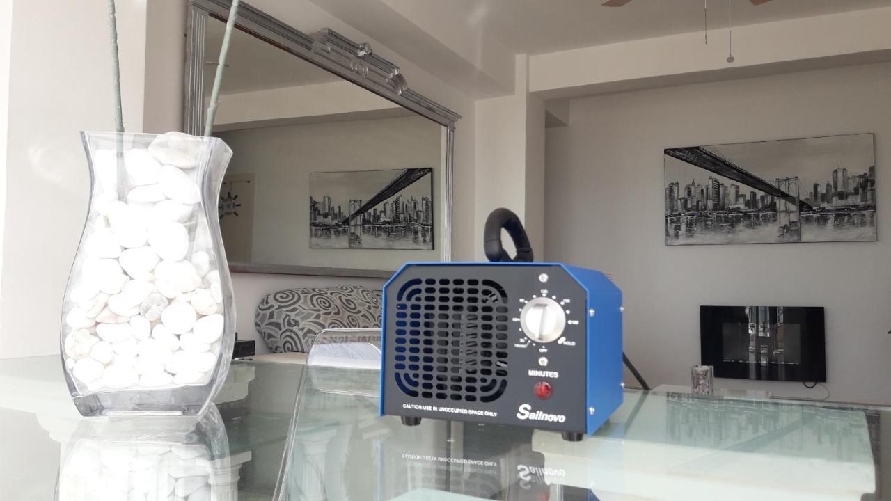 Apartamento Lujo Frente Al Mar Centro De Malaga Bagian luar foto