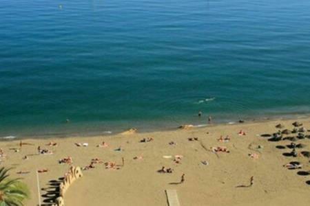 Apartamento Lujo Frente Al Mar Centro De Malaga Bagian luar foto